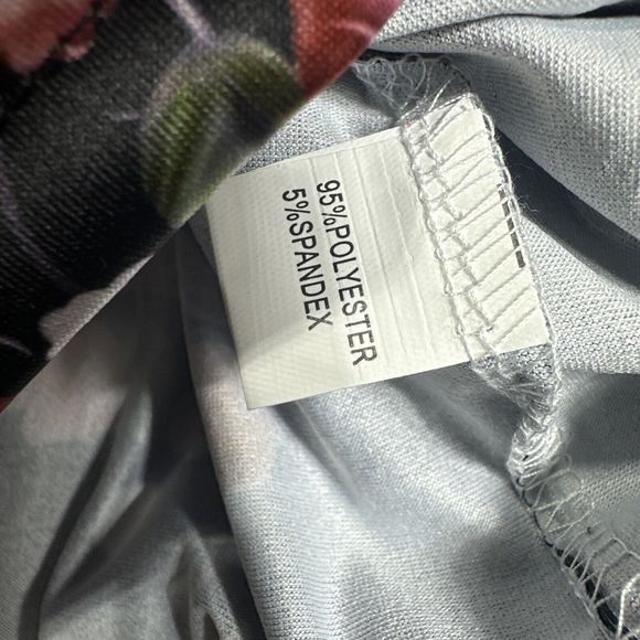 La Mode Black Floral Sleeveless Top Size Small - Picture 4 of 14